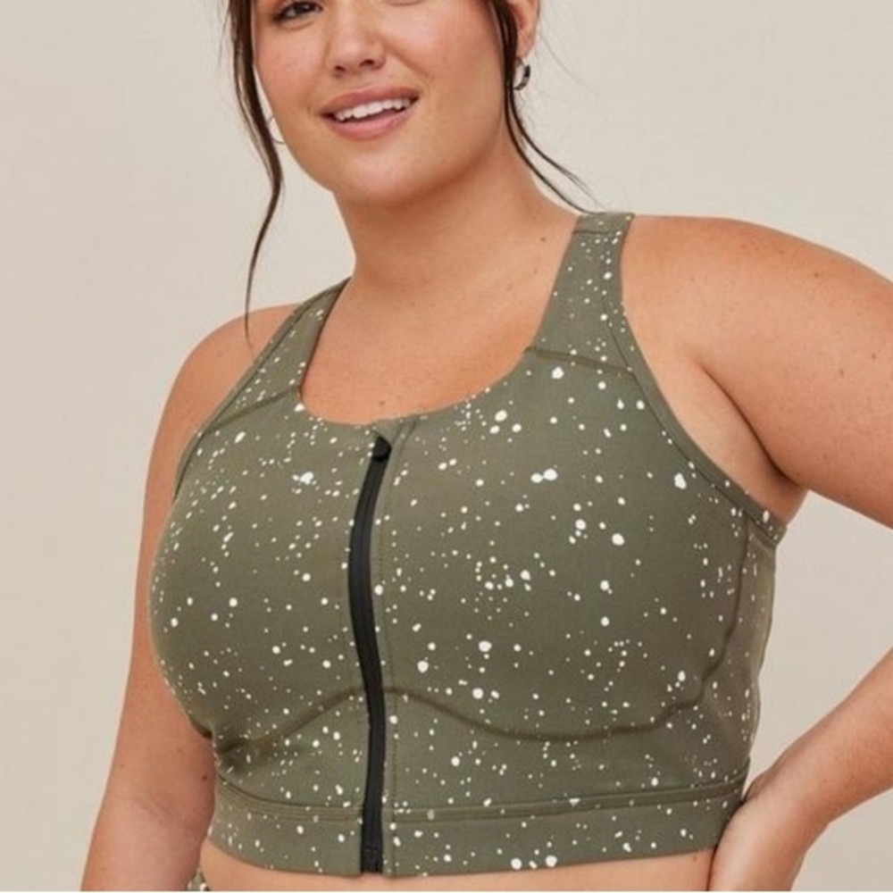 Torrid Happy Camper Womens Olive Dot Low Impact Longline Zip Front Sports Bra 4X